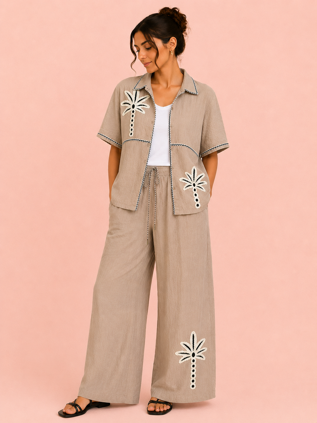 Ensemble Palmier Beige – Élégance Naturelle d’Été